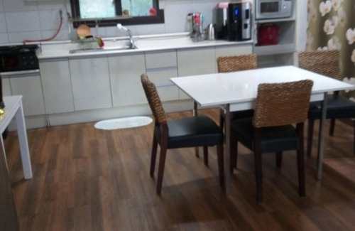 Jecheon House | Jecheon Noksuwa Cheongsanuijip Pension