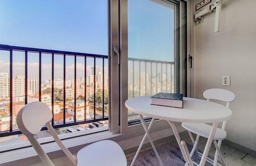 Downtown House | Jeju Centerpoint N Residence