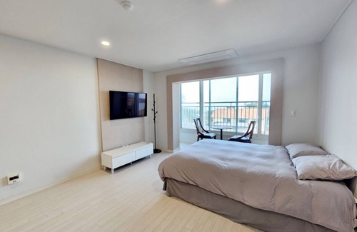 Aewol Hotel | Jeju Hill Hotel