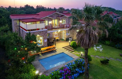 Gujwa House | Jeju Olle House