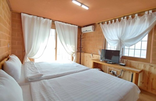 Aewol House | Jejuhanibaram