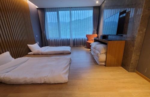 Sabuk Hotel | Jeongseon Intoraon Hotel
