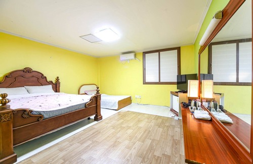 Jeonju Hotel | Jeonju Seoseohak-dong Nana