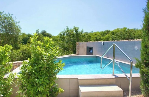 Nenadici House | Jerini Estate by Interhome