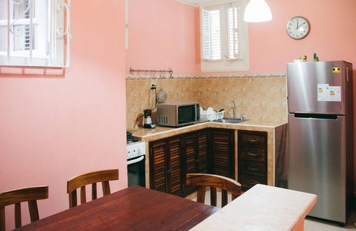 Old Havana Hotel | Jerome's Old Havana Apartment