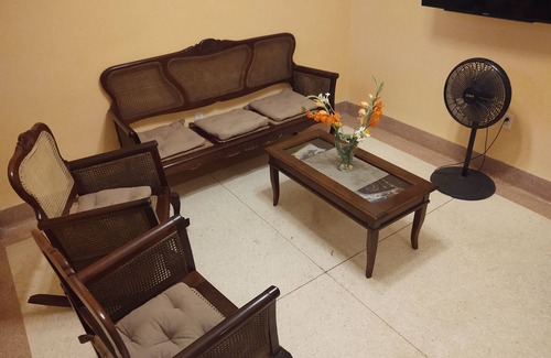Old Havana Hotel | Jerome's Old Havana Apartment