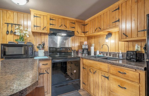 Fremont Cabin | Jerry’s cabin Chicos landing