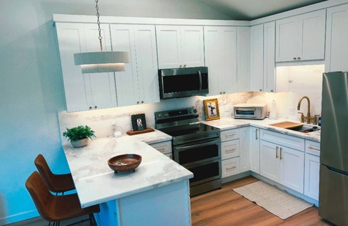 Bixby Knolls House | Jet Set Hideaway
