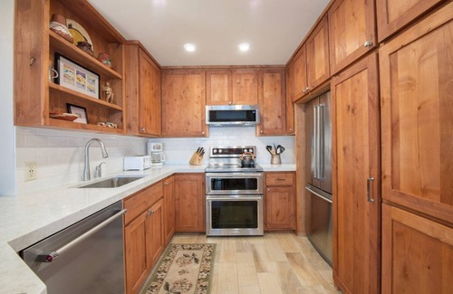Teton Village Condo | JHRL - Whiteridge B8, Remodeled Ski Condo - Unbeatable Location