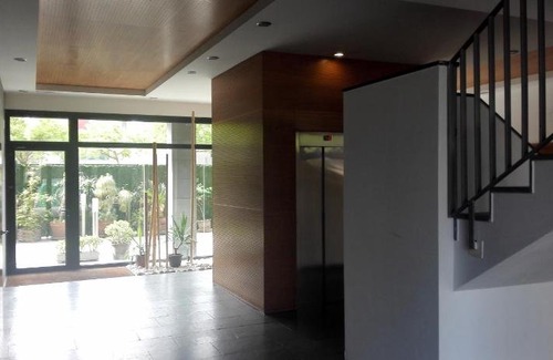 Sant Adria de Besos Apartment | Jie Apartment