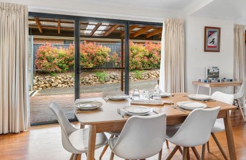 Jindabyne House | Jillamatong 14 - 3BR House l Pet Friendly l Fenced Backyard l WiFi