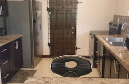 Portmore Villa | Sea Front Villa (Pool AC Gated 24hrs Security)