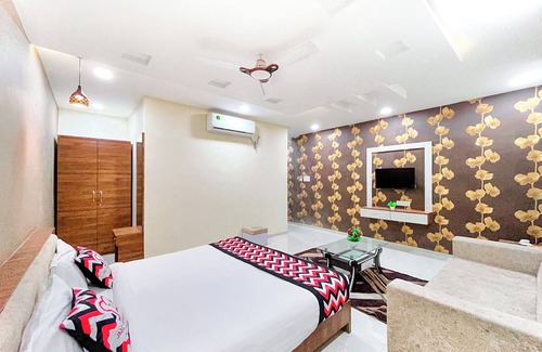 Rau Hotel | JMC HOTEL G9 PITHAMPUR