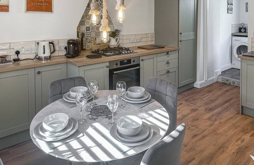Buckie Cottage | Jock McMuffin Cottage