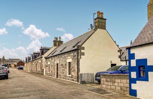 Buckie House | Jock Mcmuffin Cottage