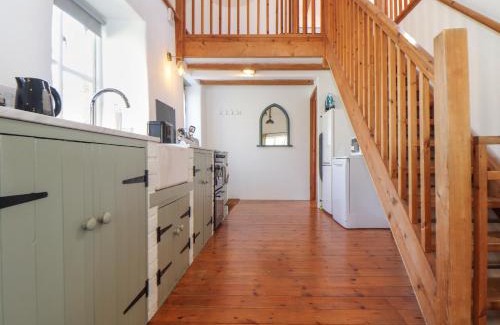 Mullion House | Joes Barn