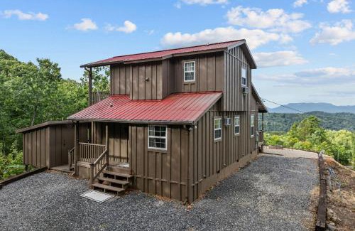 Del Rio House | John Wayne View
