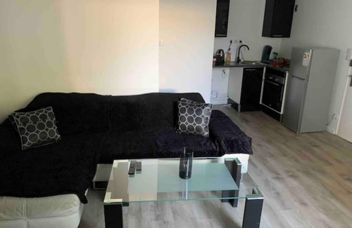 Haussonville-Blandan-Mon Desert-Saurupt Apartment | Jolie 2 Pièces Idéalement Situé