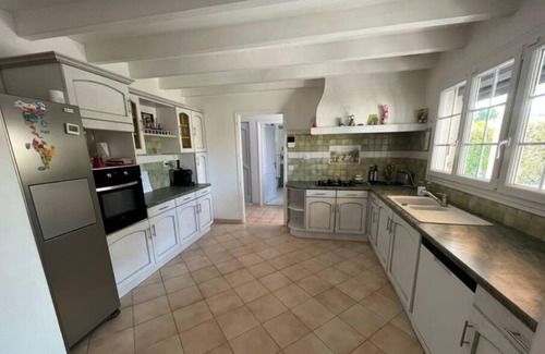 Saint-Martin-de-Crau House | Jolie Maison Avec Piscine