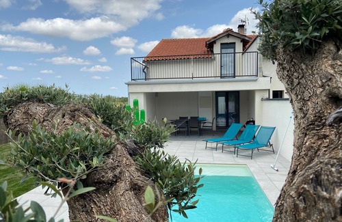 Lherm House | Jolie Maison Avec Piscine