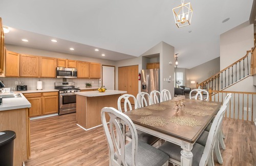 Joliet House | Joliet Arcade FHS Rental