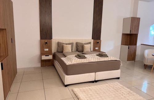 Halensee Apartment | Jomi Stays