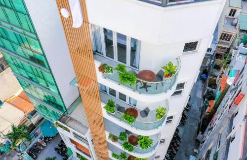 Phuong 8 Hotel | Jomo