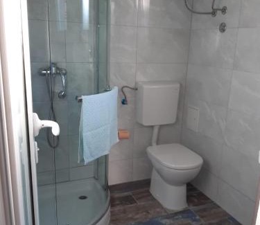 Dugi Rat Apartment | Jona - Dugi Rat - Mali Rat