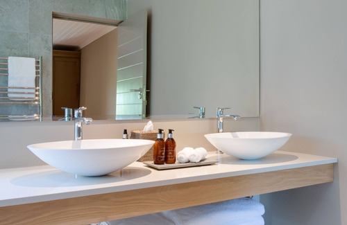 Trawal House | Jordan Wines Luxury Suites