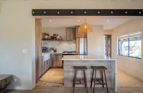 Joshua Tree House | Joshua Tree Wabi Sabi House - A Desert Hideaway