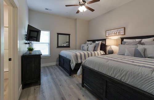 Table Rock Condo | Journey's Remedy