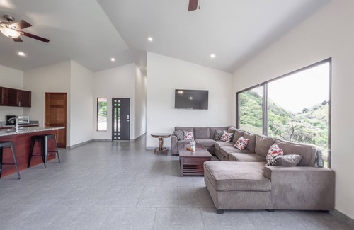 Mercedes House | Journeys End- Stunning Views in Gated Community