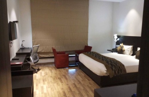 Bhiwadi Hotel | Joy Inn & Suites