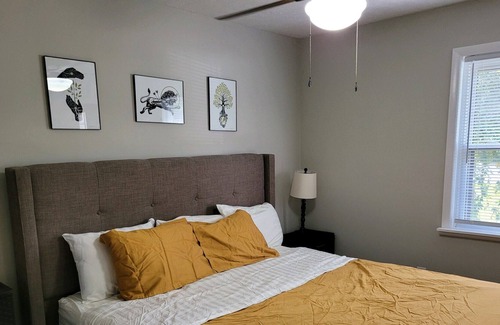 Crossville House | Joyful, renovated home near lakes, golf, and town