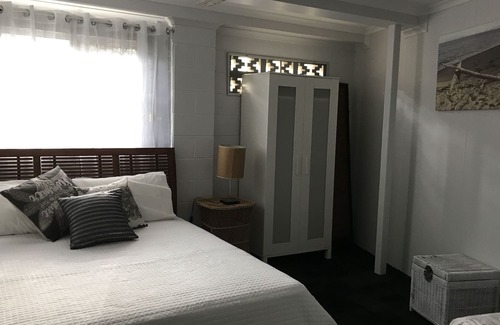 Nelly Bay Apartment | JR's on Mango on Beautiful Magnetic Island