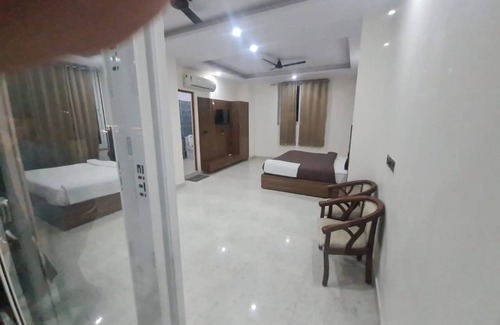 Tapovan Hotel | JSR Hotels
