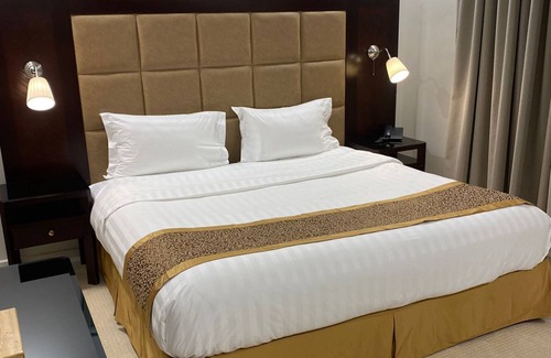 Hera Street Apartment | Julanar Alsharq Suites