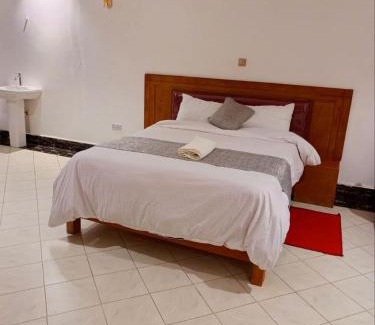 Nakuru Hotel | Julli Villas