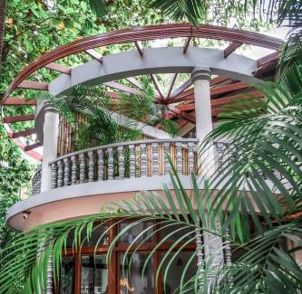 Daun Penh Hotel | Jungle Addition