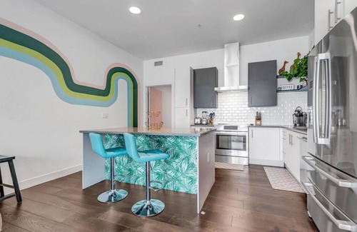 Five Points Condo | Jungle House: 2 Bed Condo w/parking & Patio