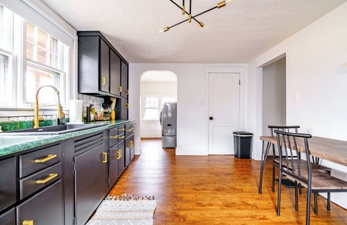 Chillicothe House | Jungle Thyme