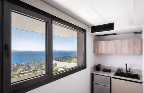 Saronikos Apartment | Junior Suite by Saronida Hills