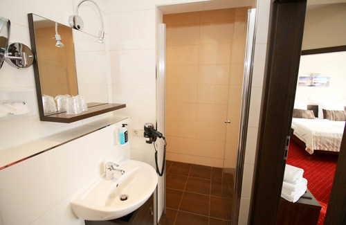 Bant House | Junior suite with shower - Home Hotel