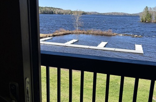 Greenville Junction House | Juniper Motel-Waterfront -King-Dog Friendly🐾