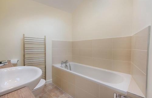 Noss Mayo House | Junket Cottage