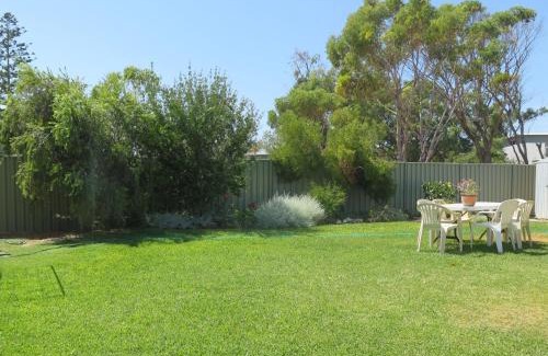 Jurien Bay Ski Chalet | Jurien Beachfront Holiday Units