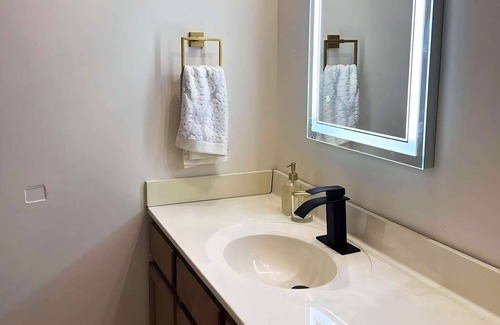 Johnson City Apartment | Just minutes from downtown Johnson City, ETSU, JCMC, and Milligan College