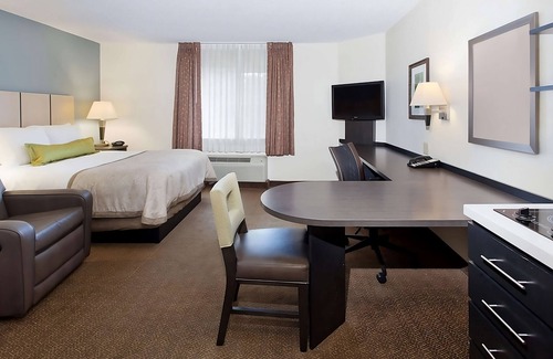 Mount Laurel Hotel | Just What You Were Looking For! Free Parking, Pet-friendly, Near Lakeview Park