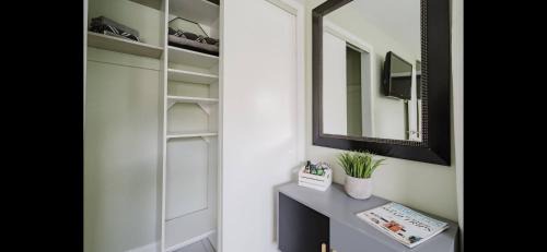 Bradenton House | Justins Guest Rooms
