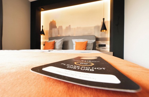 Dumpten Hotel | JustStay Mülheim Hotel & Apartments